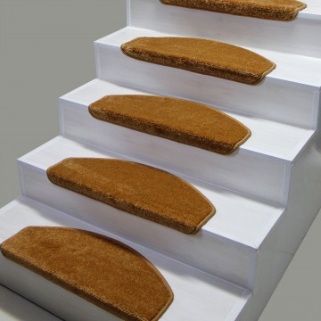 Alınlıklı Tüylü Halıdan Demonte Basamak Paspası